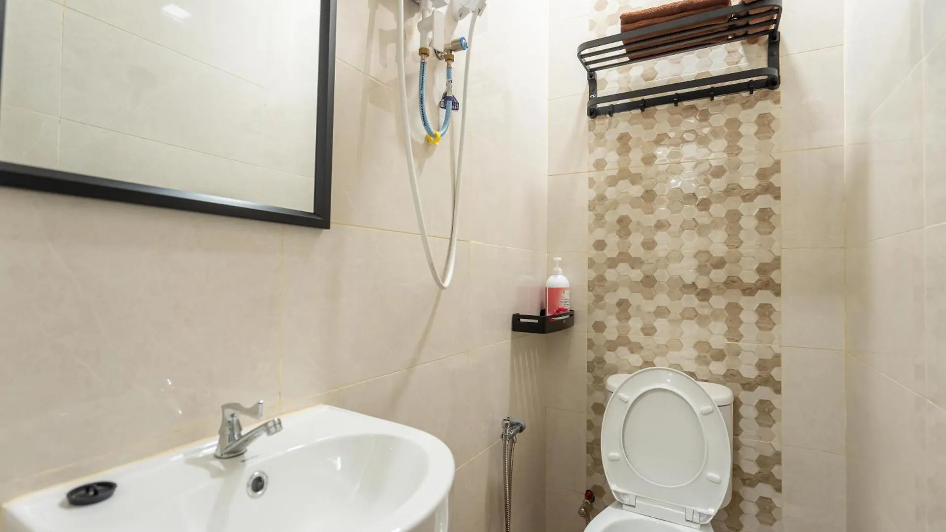 Tkt Guesthouse Johor Bahru Vendégház